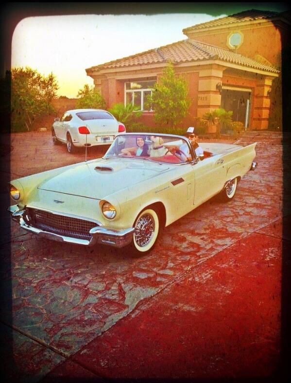 1957 Ford T Bird