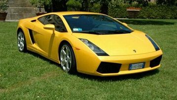 Poker e Gossip: Mike McDonald e la sua fiammante Lamborghini Gallardo