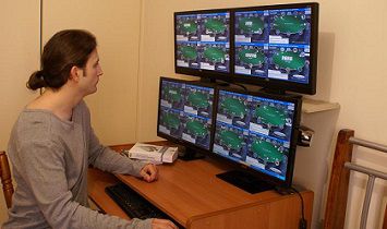 Poker online Italia: e se azzerassimo tutto e ripartissimo da zero?