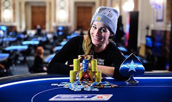 Poker live: la splendida Natalie Hof nuova regina dell’EPT Vienna
