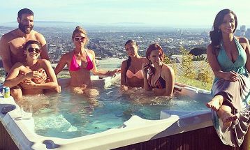 Poker e Gossip: ecco a voi la noiosa settimana di Dan Bilzerian