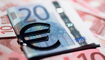 Poker cash game: a Marzo raccolti 380 milioni di euro