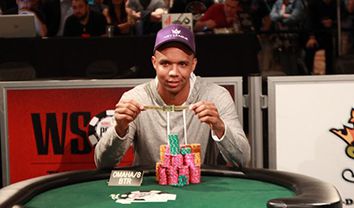 WSOP 2014: Phil Ivey suona la decima, suo il $1.500 Eight Game Mix