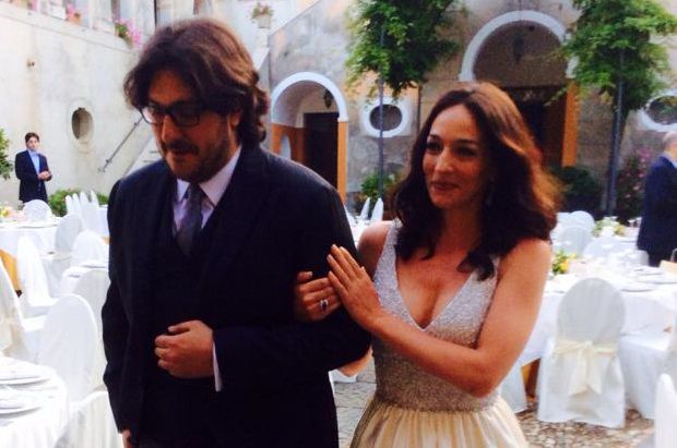 Una bella immagine del matrimonio Rizzo-Scott