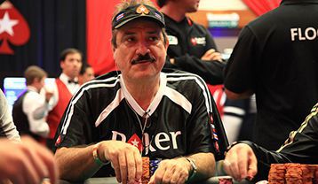 Humberto Brenes fuori dal team PokerStars: “Nessuna sorpresa, lo squalo è sempre affamato!”
