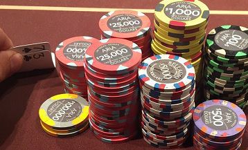 Dan Bilzerian torna ai tavoli e perde un milione di dollari al poker cash game