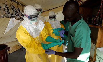 PokerStars e Full Tilt si muovono per combattere l’Ebola