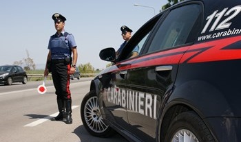 Poker live: otto arresti per gioco d’azzardo a Tropea, in Calabria