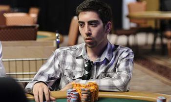 Poker High Stakes: Settimana da $314.000 per Elior Sion. Male Viktor Blom, sotto di $379.000