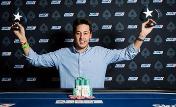 Che doppietta per Adrian Mateos: due picche in un giorno!