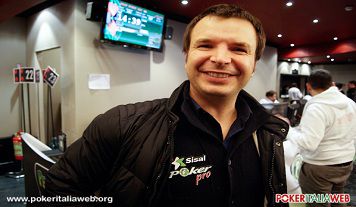 Niccolo’ Caramatti: “Il calo del movimento ha dato un taglio, probabilmente eccessivo, ai team live di poker”