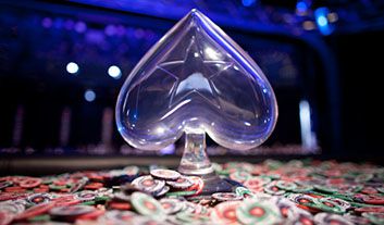 Poker e Twitter: Malta O Sanremo? Questo è il problema!