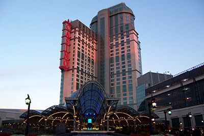 Il Fallsview Casino Resort delle Niagara Falls