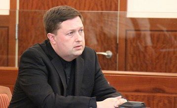 USA: evita la prigione il prete gambler che rubò 240.000$