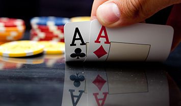 Poker live: conosci l’origine delle carte da gioco?