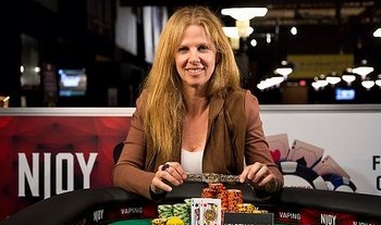 WSOP 2015: primo braccialetto in rosa per Carol Fuchs, vincitrice dell’evento #52