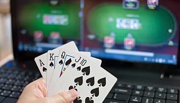 Gioco online, proposto il divieto totale della pubblicità