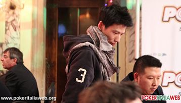 HOOMAGOO in versione poker live