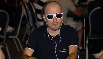 Poker online MTT, Sunday Master a Roberto ‘CeceAo83’ Capece. ‘AndreaBanana’ trionfa nel DEEP!