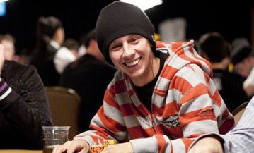 Lutto nel mondo del poker: è morto Chad Batista, meglio noto come ‘lilholdem954’