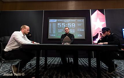 Lopez e Forst durante l'heads up