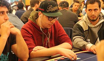 EPT Barcellona: Mustapha Kanit out dal Super High Roller, final table per Dzmitry Urbanovich e Steve O’Dwyer