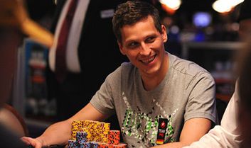 Ruthenberg al tavolo live