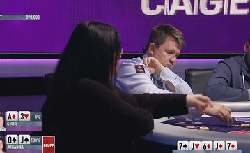 Shark Cage: Chris Moneymaker subisce uno strano bluff con full house