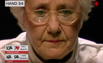 Il mentalista Derren Brown trasforma in giocatrice una nonna 75enne