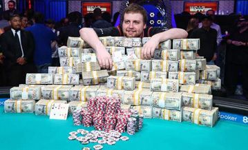 WSOP 2015: i November Nine devono al fisco ben 10 milioni di dollari