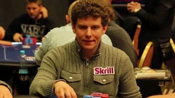 Aussie Millions Main Event, Ari Engel in testa con 7 players left. Segui lo streaming su PIW!