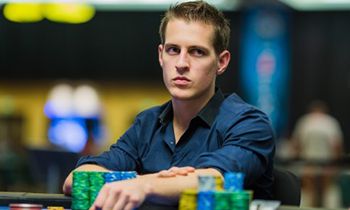 WPT Fallsview Poker Classic, Mike McDonald ottavo a fine Day1. Bene anche la bella Xuan Liu e Will Failla!