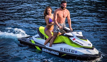 Gossip e follie: Dan Bilzerian in bici da Las Vegas a Los Angeles in 48h per 1 milione di dollari!