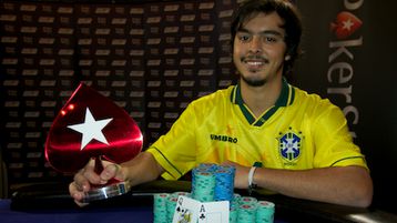 Poker online, che rimonta per Nicolau Villa-Lobos: resta con un ante, ma poi vince 132.894 dollari!