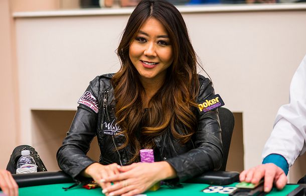 Maria al tavolo da gioco
