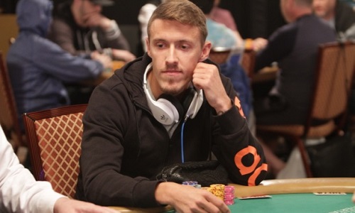 WSOP 2018 – L’attaccante del Werder Brema Max Kruse uomo bolla nel Championship. Joseph Cheong al final day del Big Blind Antes