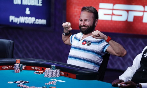 Poker e Gossip: Daniel Neagreanu innamorato perso del ‘Soccer’ ed è pronto a scendere in campo