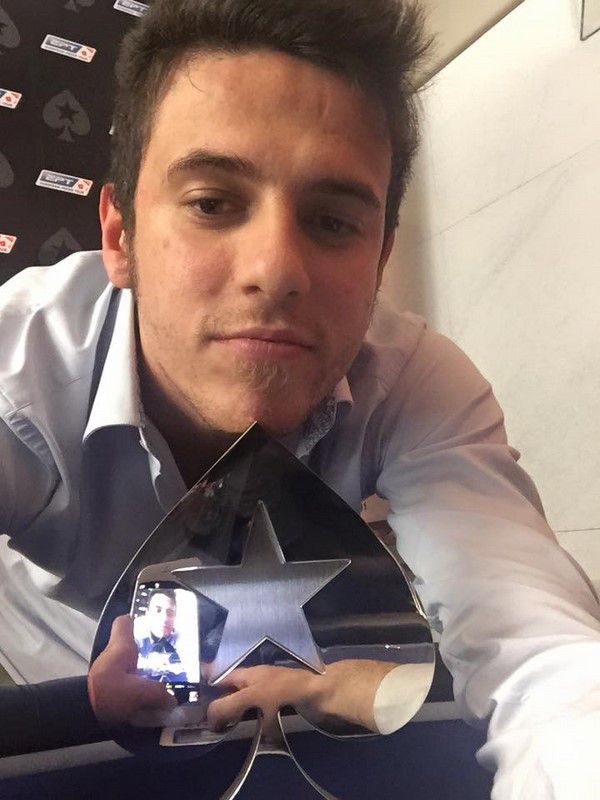 Daniele con la picca appena vinta