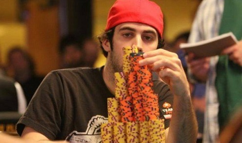 Poker e Twitter: Jason Mercier in 160 ore di poker cash game high stakes ci può lasciare il Pil della Scandinavia!