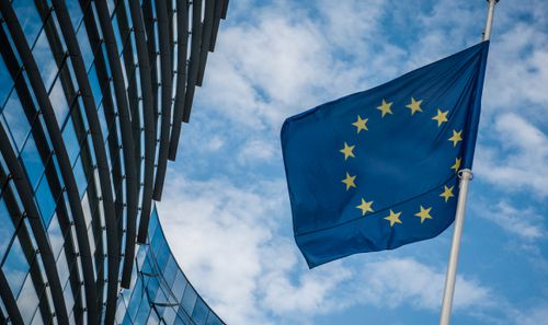 Poker online, Commissione europea studia progetto francese. Al via la liquidità condivisa?