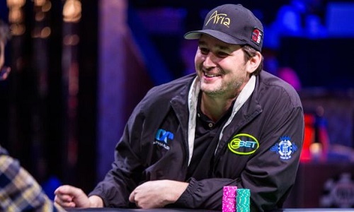 Super High Roller Bowl: Phil Hellmuth, Erik Seidel e Fedor Holz al tavolo finale. Diretta streaming su PIW!