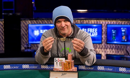 Wsop 2016, #1 Casino Employees: primo braccialetto a CJ Sands. L’Italia inizia con due ITM