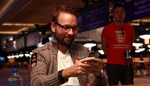 Wsop 2016, torneo Mixed Split Pot Omaha: Michael Mizrachi e Daniel Negreanu avanzano al day 2!