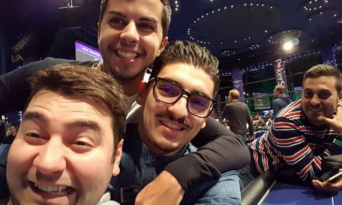 Angelo con alcuni amici