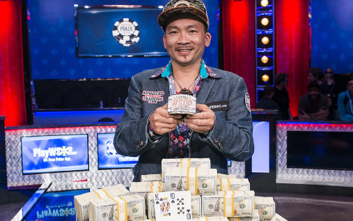 WSOP 2016 Main Event, Qui Nguyen è il nuovo campione del mondo. Runner up Gordon Vayo