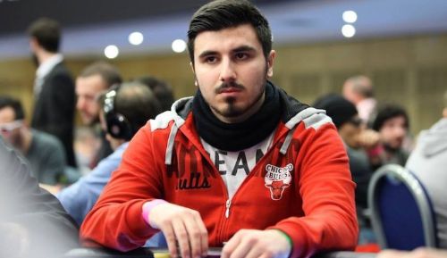 The Poker One: Massimo A. Scaletta guida i 18 left approdati al Day 3. Dentro il regular online Pichierri