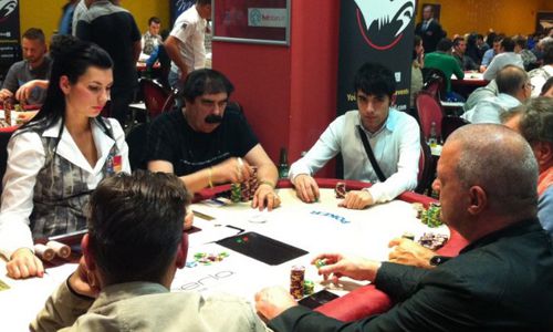Enrico 'derosa24' De Rosa durante un evento live