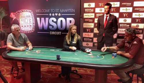 Luca durante il Main Event del WSOP Circuit Caribbean