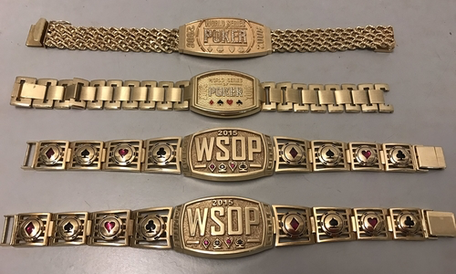 Max Pescatori carico per le prossime WSOP 2017. Arriverà il 5° braccialetto? Per adesso su Twitter ne sfoggia 4!