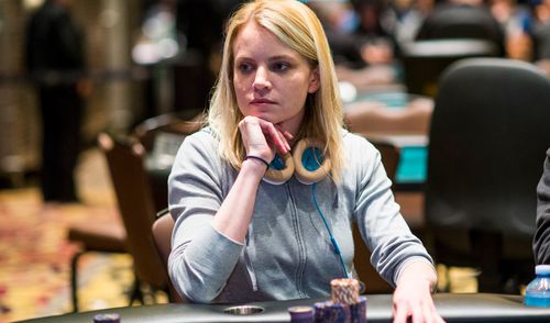 American Poker Awards: Player of Year, David Peters. Miglior giocatrice donna Cate Hall: “Premio senza senso”
